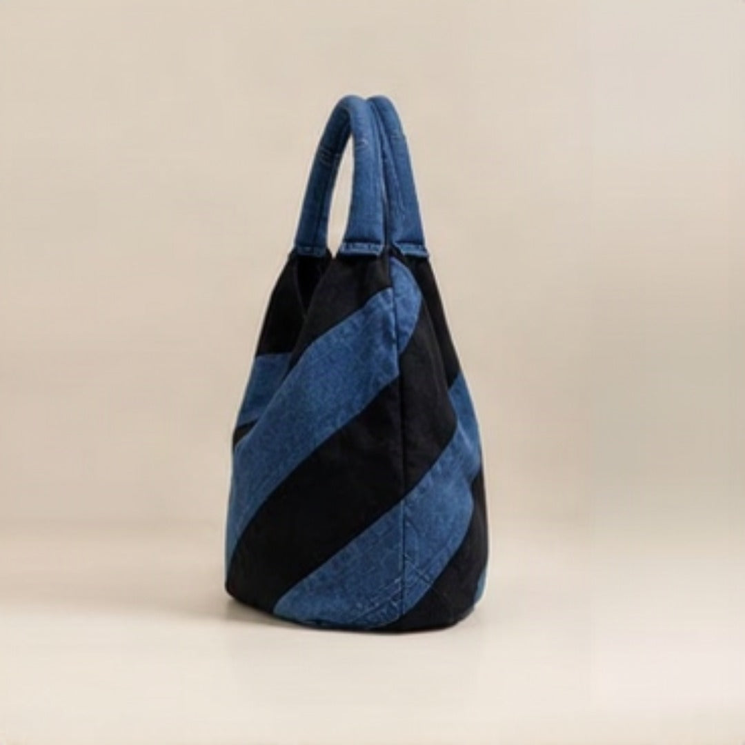 Interior view with zip pocket