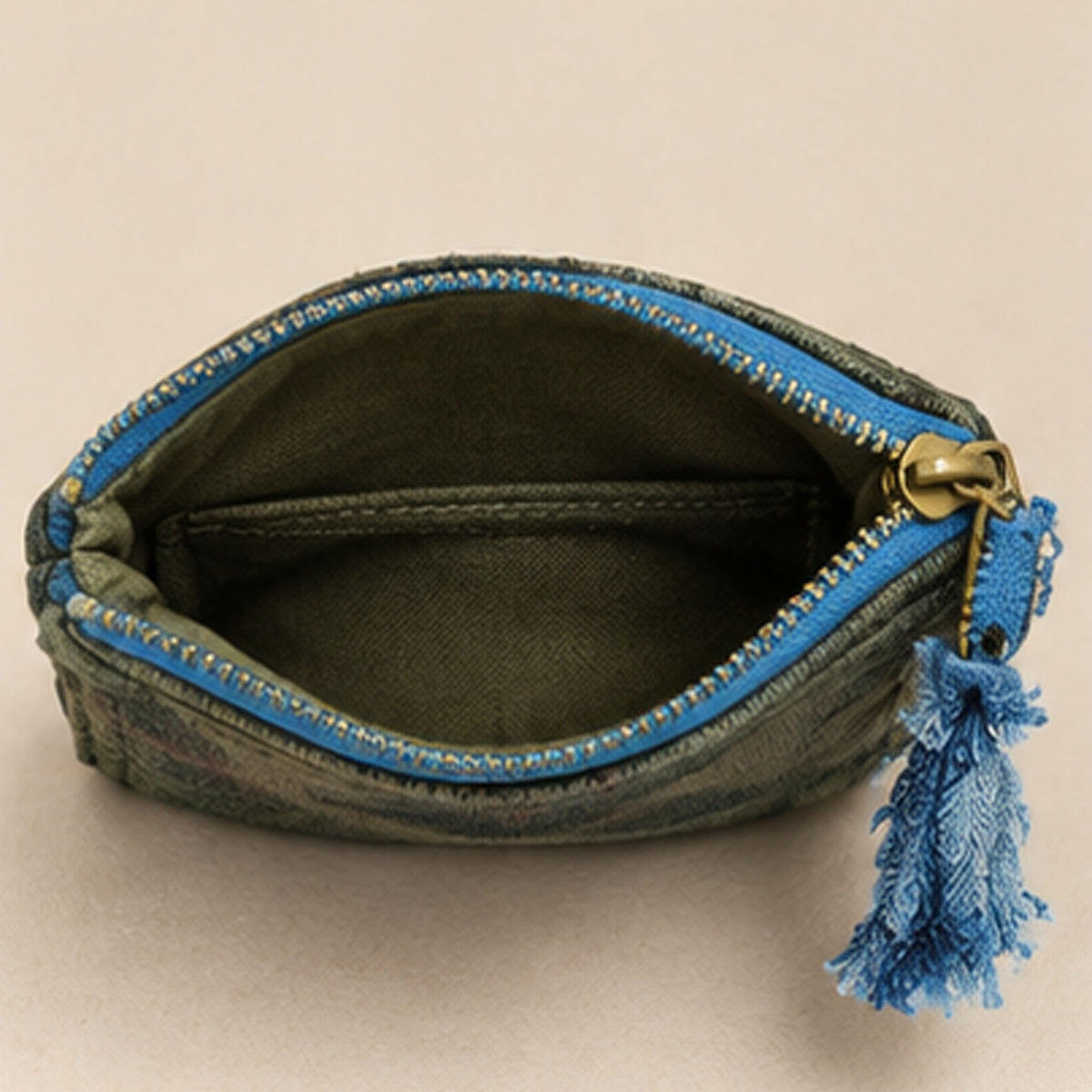 Nerakcos Camo Denim Mini Purse - Label Close-up